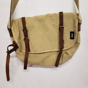 Canvas messenger bag